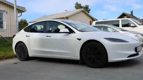 TESLA Model 3 RWD 283hk