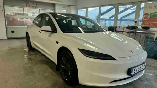 TESLA Model 3 RWD 283hk Highland