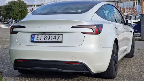 TESLA Model 3 RWD 283hk