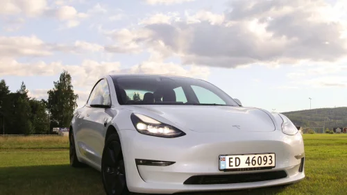 TESLA Model Y Long Range AWD