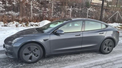TESLA Model 3 Eelger en flott Tesla Model 3 Long Range, 2020-modell,