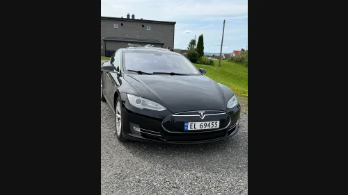 TESLA MOTORS MODEL S 85