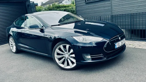 TESLA MOTORS MODEL S Performance
