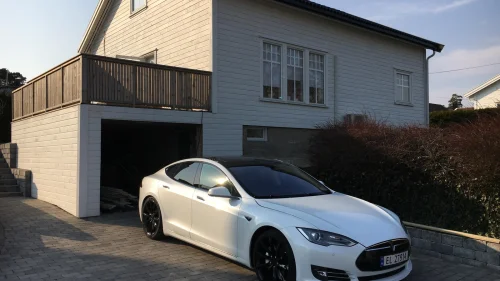 TESLA MOTORS MODEL S P85+ Gratis lading og Nytt batteri på 140000 km.