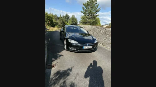 TESLA MOTORS MODEL S Performance