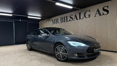 TESLA MOTORS MODEL S 90 / Gratis Lading SC01  / Batteri byttet /7-seter