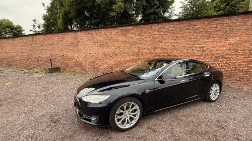 TESLA MOTORS MODEL S P85