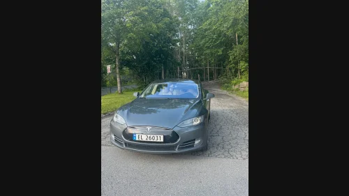 TESLA MOTORS MODEL S 85