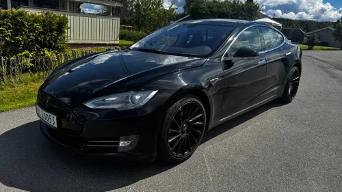 TESLA MOTORS MODEL S 85