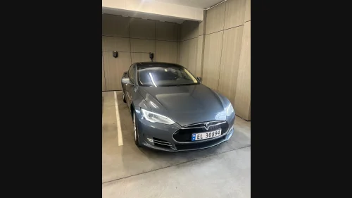 TESLA MOTORS MODEL S 85