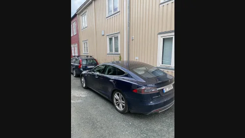 TESLA MOTORS MODEL S 85
