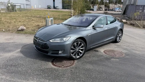 TESLA MOTORS MODEL S P85+,CCS,PANO,GRATIS LADING