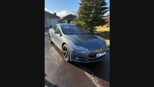 TESLA MOTORS MODEL S Performance