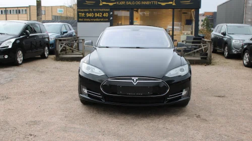 TESLA MOTORS MODEL S p85  Gratis superchargere