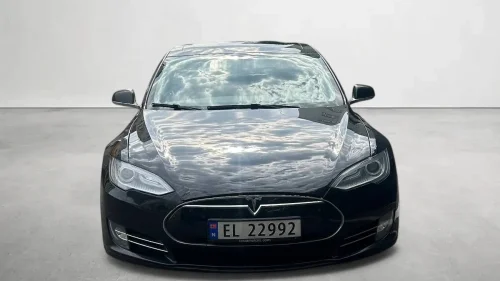 TESLA MOTORS MODEL S Tesla model P85 +