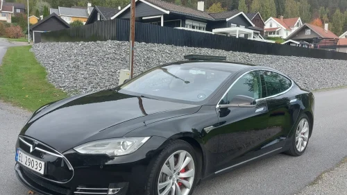 TESLA MOTORS MODEL S Performance