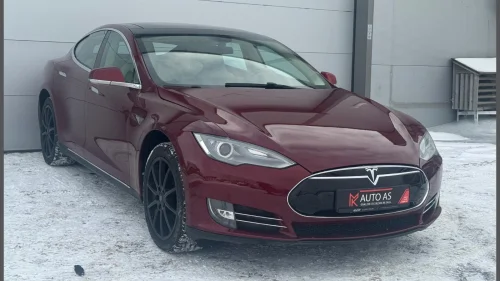 TESLA MOTORS MODEL S P85 Signature Panorama/DAB+/Navi/skinn/Cruise/ gratis L