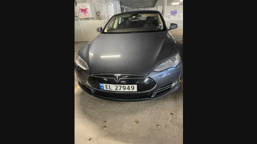 TESLA MOTORS MODEL S Performance