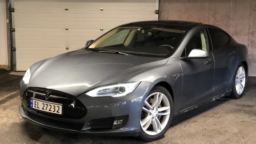 TESLA MOTORS MODEL S P85. Performanceutgave med 7 seter og fri lading