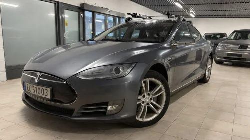 TESLA MOTORS MODEL S EU 06.2027 // 1 EIER // 7 SETER // LUFTFJARING // +