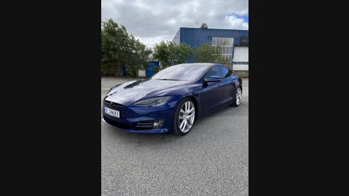 TESLA MOTORS MODEL S Performance Gratis superlading