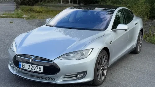 TESLA MOTORS MODEL S P85 SIGNATURE 85KW S+V DEKK panoramatak varmepumpe EU o