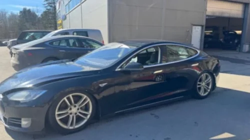 TESLA MOTORS MODEL S 85