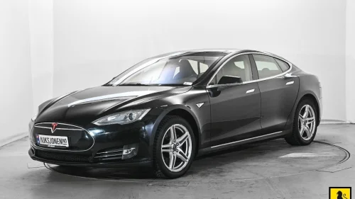 TESLA MOTORS MODEL S 85 LUFT CCS NAVI PANORAMA SKINN KAMERA
