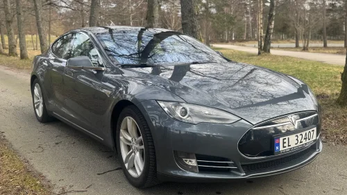 TESLA MOTORS MODEL S 85 kWh - Teslagaranti på batteri!