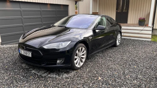 TESLA MOTORS MODEL S 85