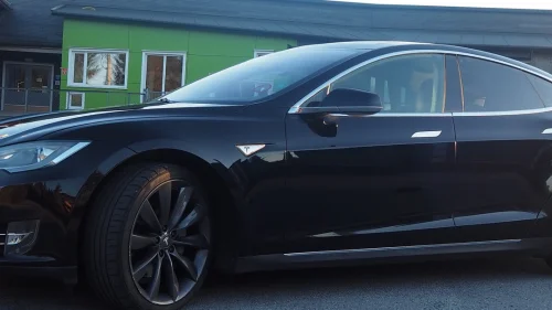 TESLA MOTORS MODEL S 85