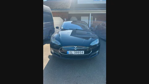 TESLA MOTORS MODEL S 85