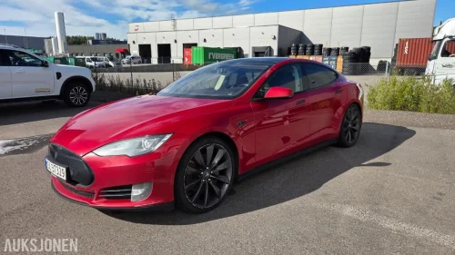 TESLA MOTORS MODEL S MODEL S p85+ Rep objekt