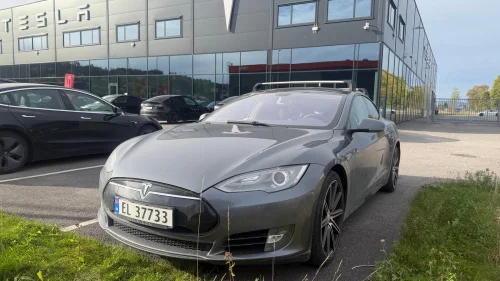 TESLA MOTORS MODEL S 85