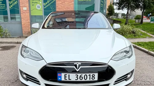 TESLA MOTORS MODEL S 85