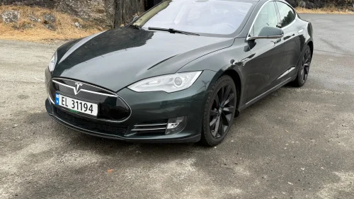 TESLA MOTORS MODEL S 85