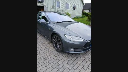 TESLA MOTORS MODEL S 85