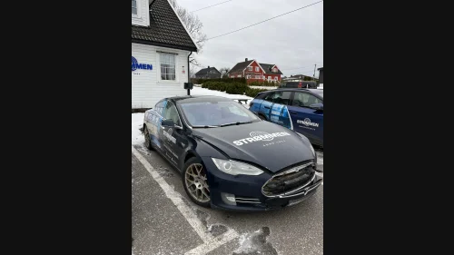 TESLA MOTORS MODEL S 85P
