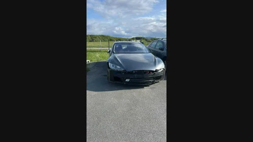 TESLA MOTORS MODEL S 85
