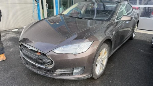 TESLA MOTORS MODEL S MODEL S 85 - Free Supercharge / Fri superlading - REP O