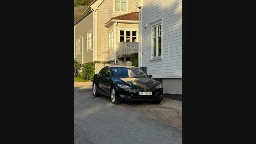 TESLA MOTORS MODEL S Gratis lading/EU godkjent 2028/7-seter