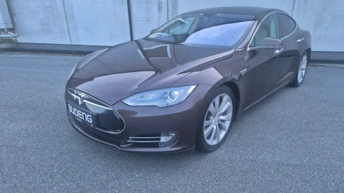 TESLA MOTORS MODEL S 85 Gratis superlading