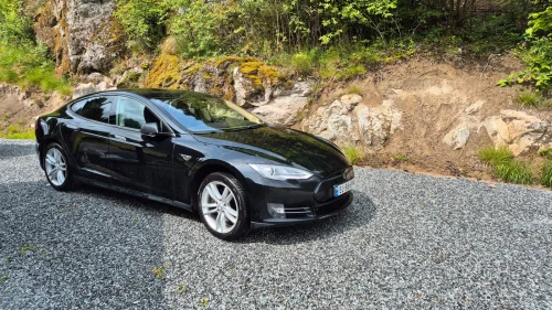 TESLA MOTORS MODEL S S85, nytt batteri, dempere, understell, CCS