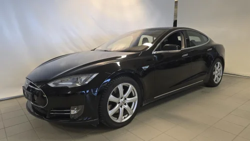 TESLA MOTORS MODEL S