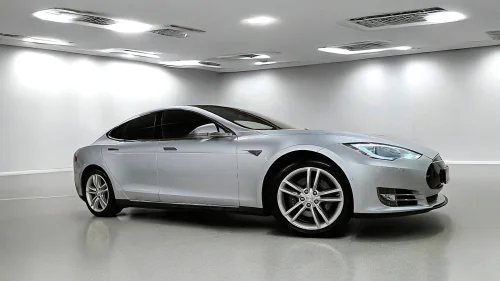 TESLA MOTORS MODEL S 85 / Gratis Lading / Premium Connectiviti / EU 07.2027