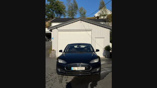 TESLA MOTORS MODEL S 85