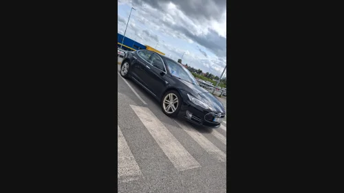 TESLA MOTORS MODEL S 85