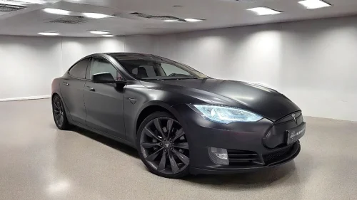 TESLA MOTORS MODEL S 85 Gratis Lading