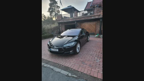 TESLA MOTORS MODEL S 85