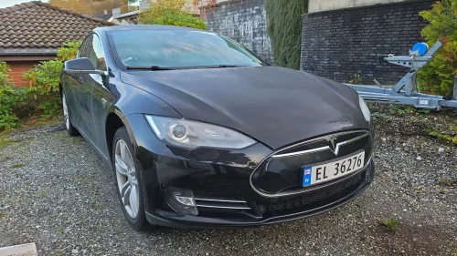 TESLA MOTORS MODEL S 85